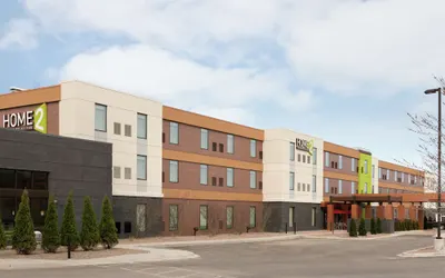 Home2 Suites by Hilton Milwaukee Airport