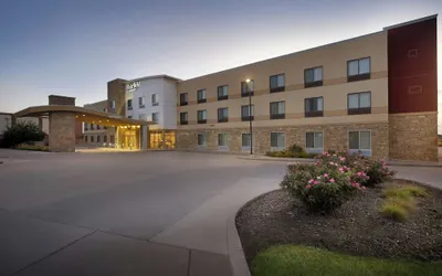 Fairfield Inn & Suites by Marriott Lincoln Southeast
