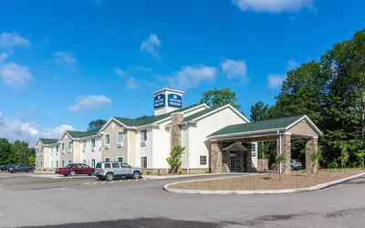 Cobblestone Hotel & Suites - Harborcreek