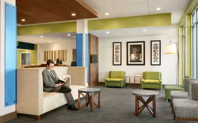 Holiday Inn Express & Suites Salisbury, an IHG Hotel