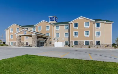 Cobblestone Hotel & Suites - McCook