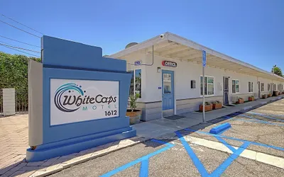 White Caps Motel