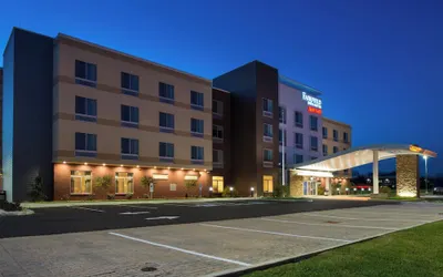 Fairfield Inn and Suites by Marriott Akron Stow