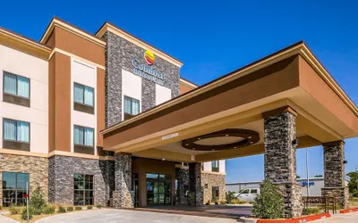 Comfort Inn & Suites Moore - Oklahoma City