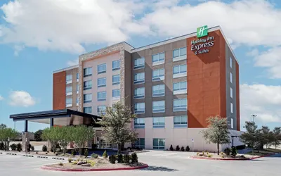 Holiday Inn Express & Suites Moore by IHG