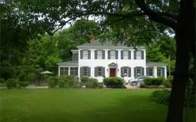 Oak Manor Inn