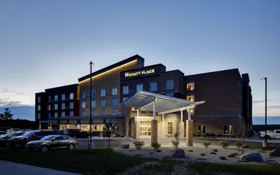 Hyatt Place Madison / Verona