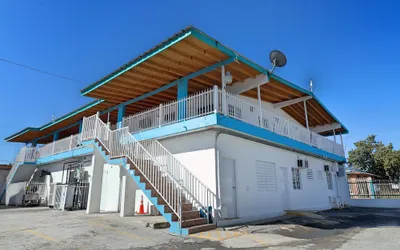 Luichy's Seaside Hotel