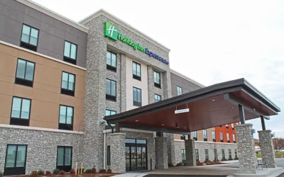 Holiday Inn Express & Suites St. Louis South - I-55, an IHG Hotel