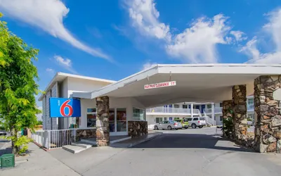 Motel 6 San Bernardino, CA - Downtown