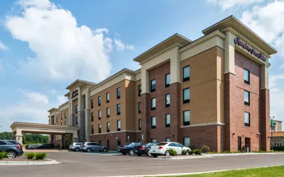 Hampton Inn & Suites Wixom