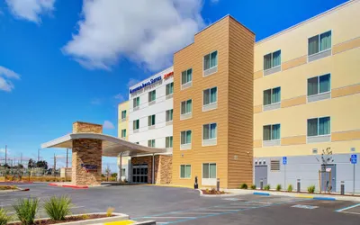 Fairfield Inn & Suites by Marriott Hollister