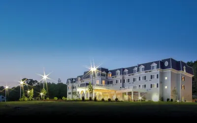 Courtyard by Marriott Lenox Berkshires