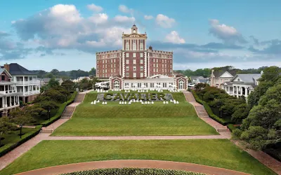 The Historic Cavalier Hotel and Beach Club, Autograph Collection