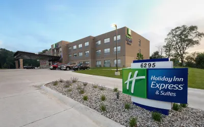 Holiday Inn Express and Suites Portage, an IHG Hotel