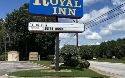 Royal Inn & Suite