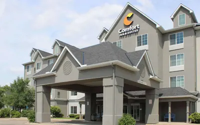 Comfort Inn & Suites St. Paul Northeast