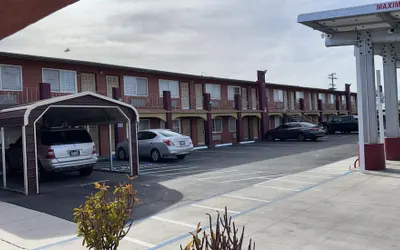 Sunstar Inn