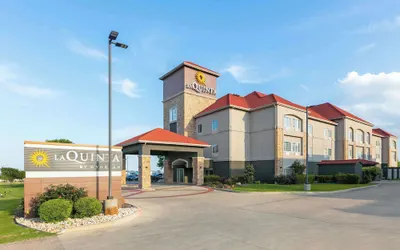 La Quinta Inn & Suites by Wyndham Belton - Temple South