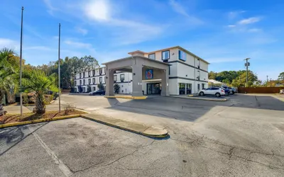 Motel 6 Biloxi, MS - Ocean Springs