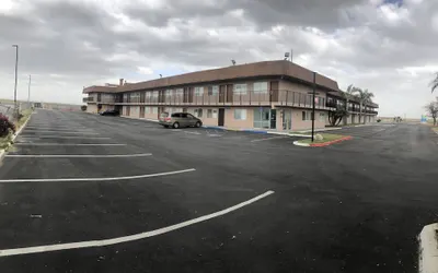 Economy Inn, Buttonwillow