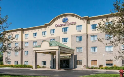 Comfort Suites Wixom