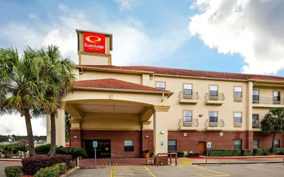 Econo Lodge Inn & Suites Beaumont