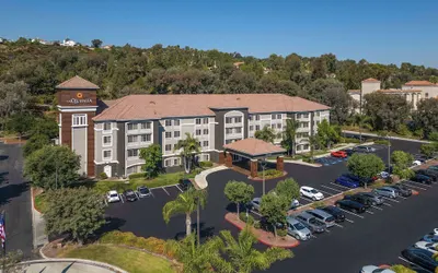 La Quinta Inn & Suites by Wyndham Santa Clarita - Valencia