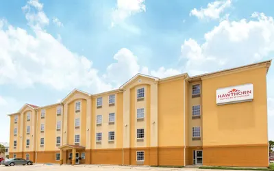 Hawthorn Extended Stay by Wyndham Corpus Christi Padre Is