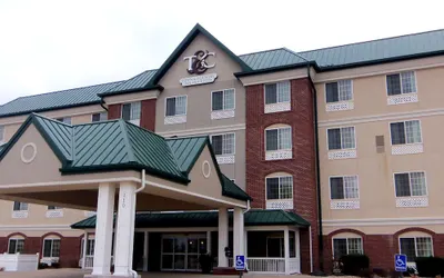 Town & Country Inn and Suites