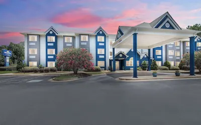 Microtel Inn and Suites by Wyndham Columbus North