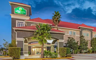 La Quinta Inn & Suites by Wyndham Corpus Christi Northwest