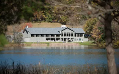 Peaks of Otter Lodge