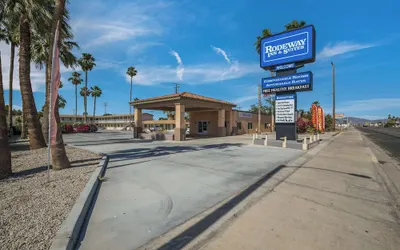 Rodeway Inn & Suites Blythe I-10