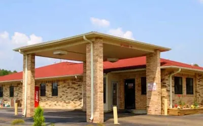 Luxury Inn & Suites Forrest City