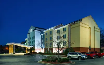 Fairfield Inn & Suites by Marriott Greensboro Wendover