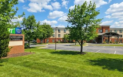 Holiday Inn Express & Suites Bethlehem Arpt-Allentown Area