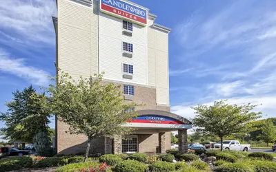 Candlewood Suites Indianapolis Airport, an IHG Hotel