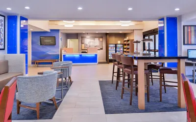 Holiday Inn Express Hotel & Suites Selma, an IHG Hotel