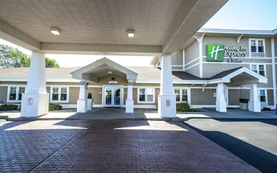 Holiday Inn Express Hotel & Suites Iron Mountain, an IHG Hotel