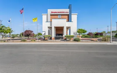 Hampton Inn & Suites Farmington