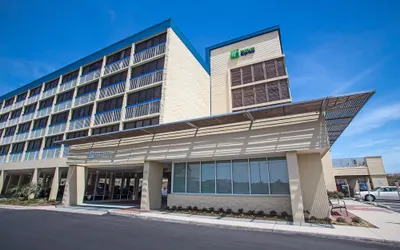 Holiday Inn Express Nags Head Oceanfront, an IHG Hotel