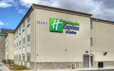 Holiday Inn Express Carlsbad, an IHG Hotel