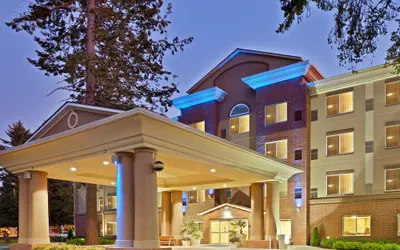 Holiday Inn Express & Suites Lacey – Olympia, an IHG Hotel