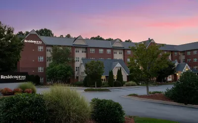 Residence Inn by Marriott Greensboro Airport