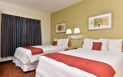 Americas Best Value Inn & Suites Winnie