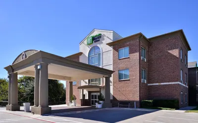 Holiday Inn Express Hotel & Suites San Antonio, an IHG Hotel