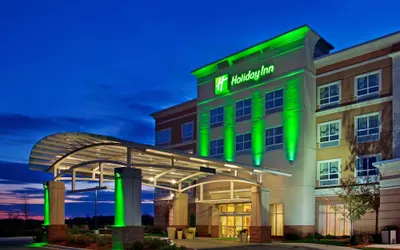 Holiday Inn Aurora North - Naperville, an IHG Hotel