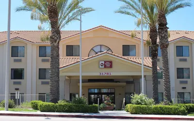 Best Western Plus Lake Elsinore Inn & Suites