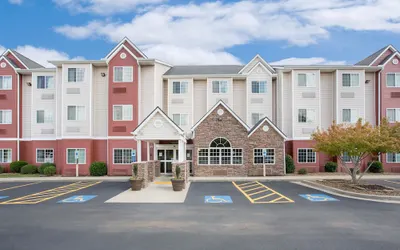 Microtel Inn & Suites by Wyndham Bentonville